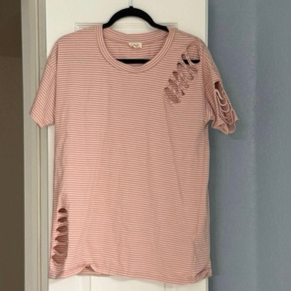 POL Distressed Striped Tee - Picture 2 of 9
